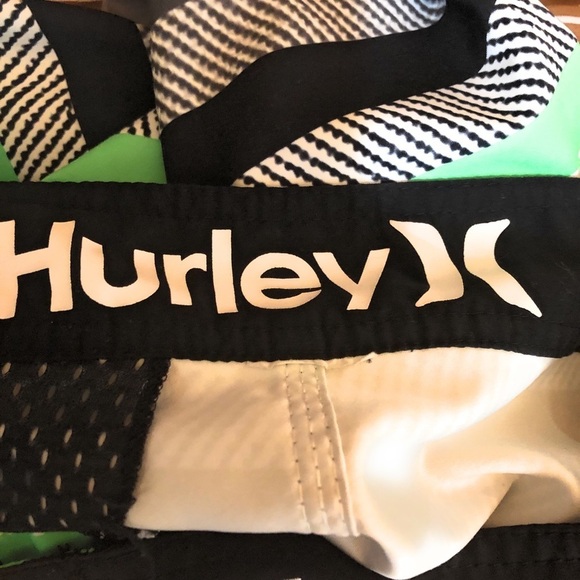 Hurley Board‎ Shorts - Picture 6 of 7